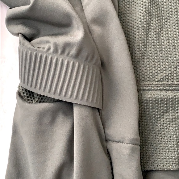 Fabletics jacket - Picture 2 of 4